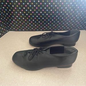 Capezio black tap shoes